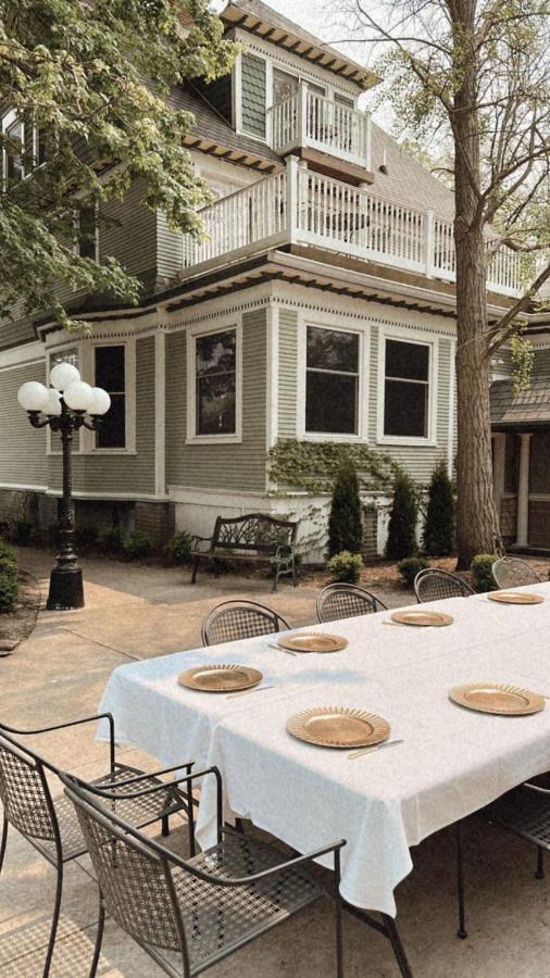 The Ginkgo Tree Bed & Breakfast Mount Pleasant Ngoại thất bức ảnh